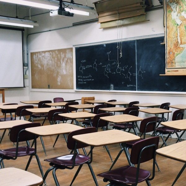 Mesure de la sédentarité et impact du contexte scolaire chez des élèves de la 4ème à la seconde